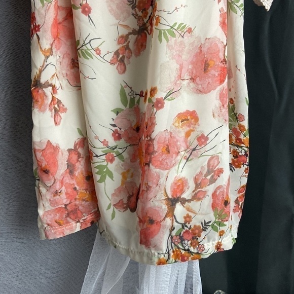 HP🎉Mesmerized Boho Floral Coldshoulder Dress​ - Picture 5 of 10